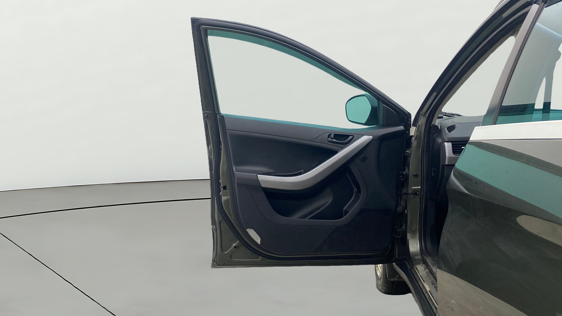View 2022 Tata Nexon Revotron XE Image 32 Used 2022 Tata Nexon Revotron XE Image 32