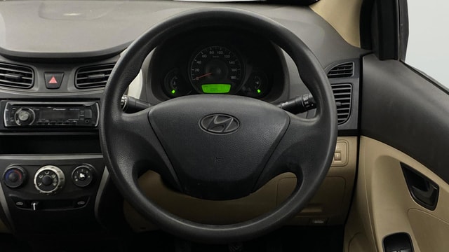 View Hyundai EON Image 20 Used Hyundai EON Image 20
