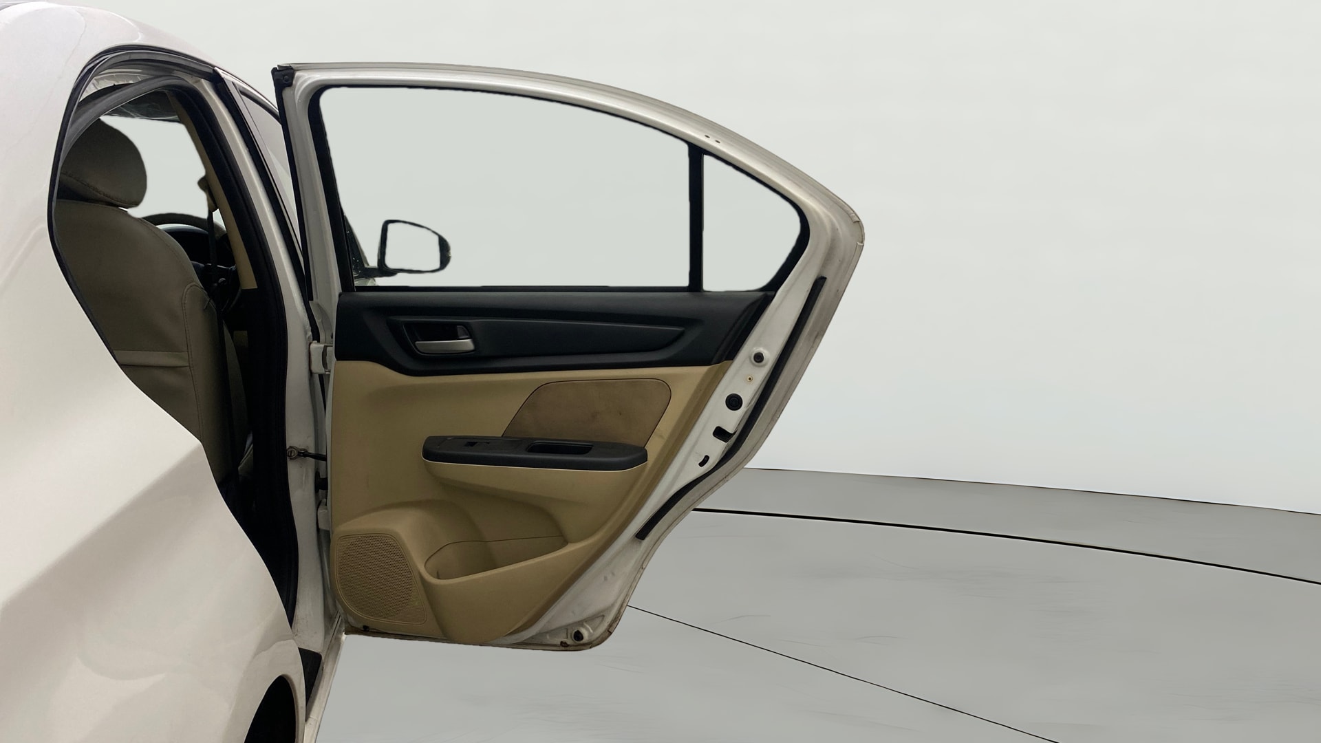 View 2018 Honda Amaze E MT Petrol BS IV Image 7 Used 2018 Honda Amaze E MT Petrol BS IV Image 7