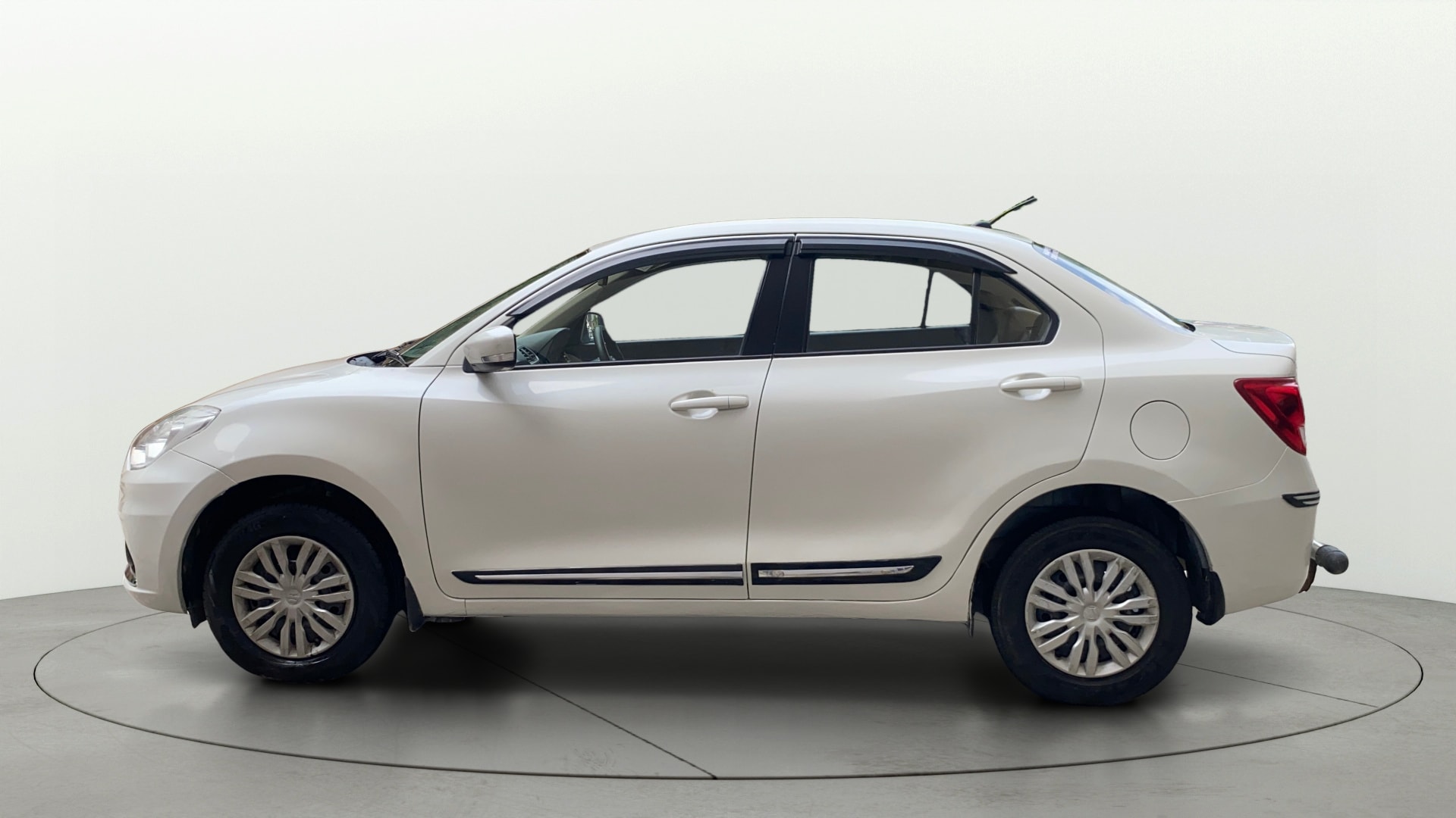 View 2022 Maruti Suzuki 1000 Base Variant Image 24 Used 2022 Maruti Suzuki 1000 Base Variant Image 24