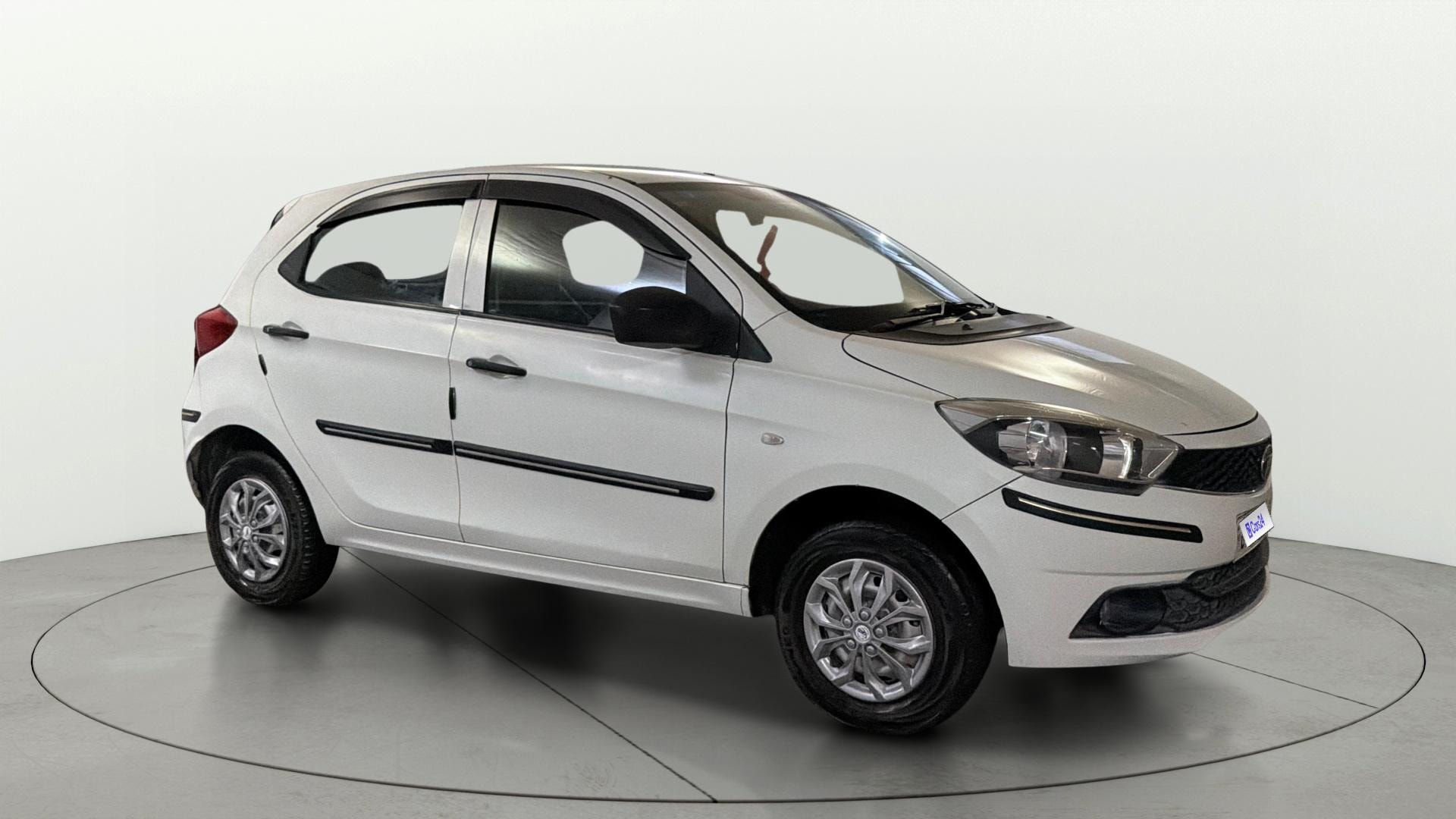 View 2018 Tata Tiago Revotorq XB Image 36 Used 2018 Tata Tiago Revotorq XB Image 36
