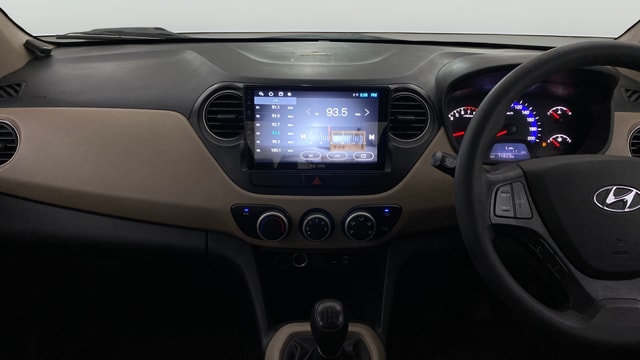 View Hyundai Xcent Image 17 Used Hyundai Xcent Image 17
