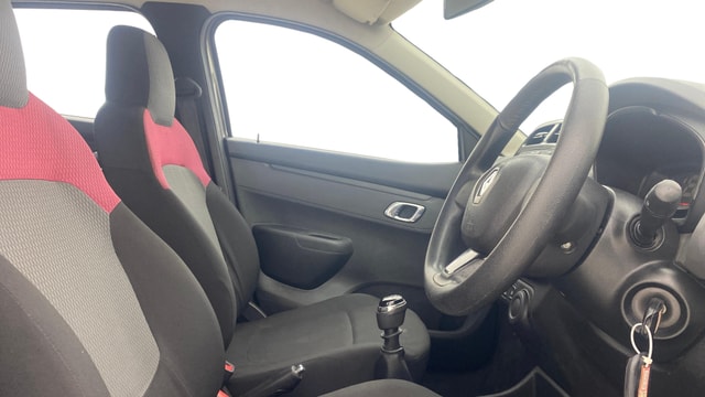 View Renault Kwid Image 26 Used Renault Kwid Image 26
