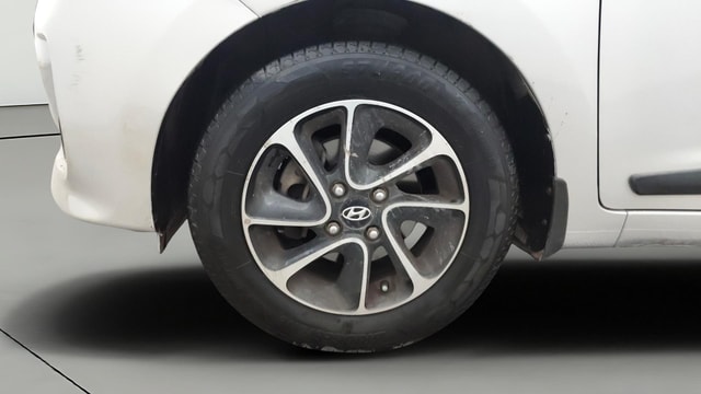 View Hyundai Grand i10 Image 28 Used Hyundai Grand i10 Image 28