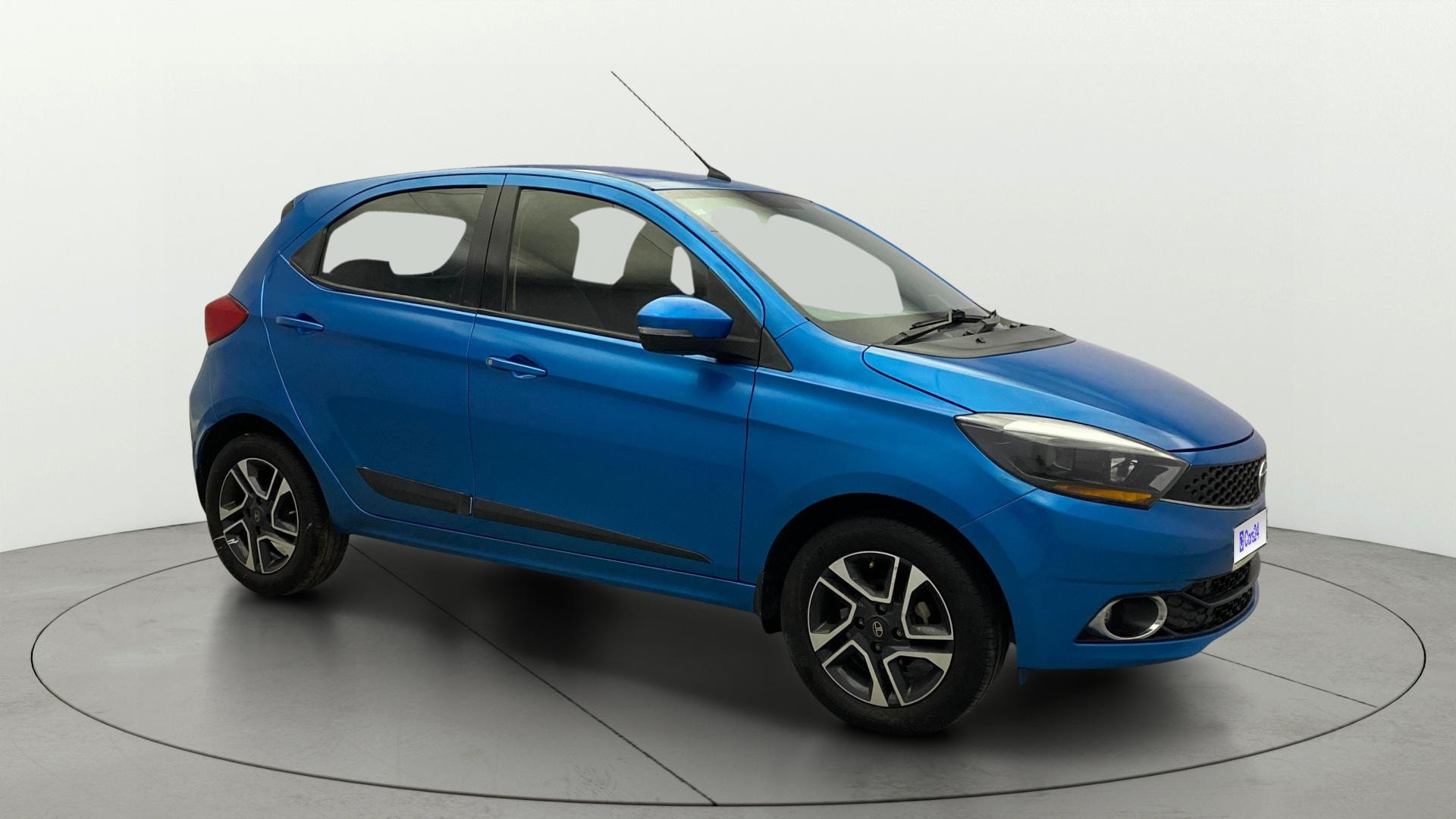 View 2019 Tata Tiago Revotorq XB Image 21 Used 2019 Tata Tiago Revotorq XB Image 21