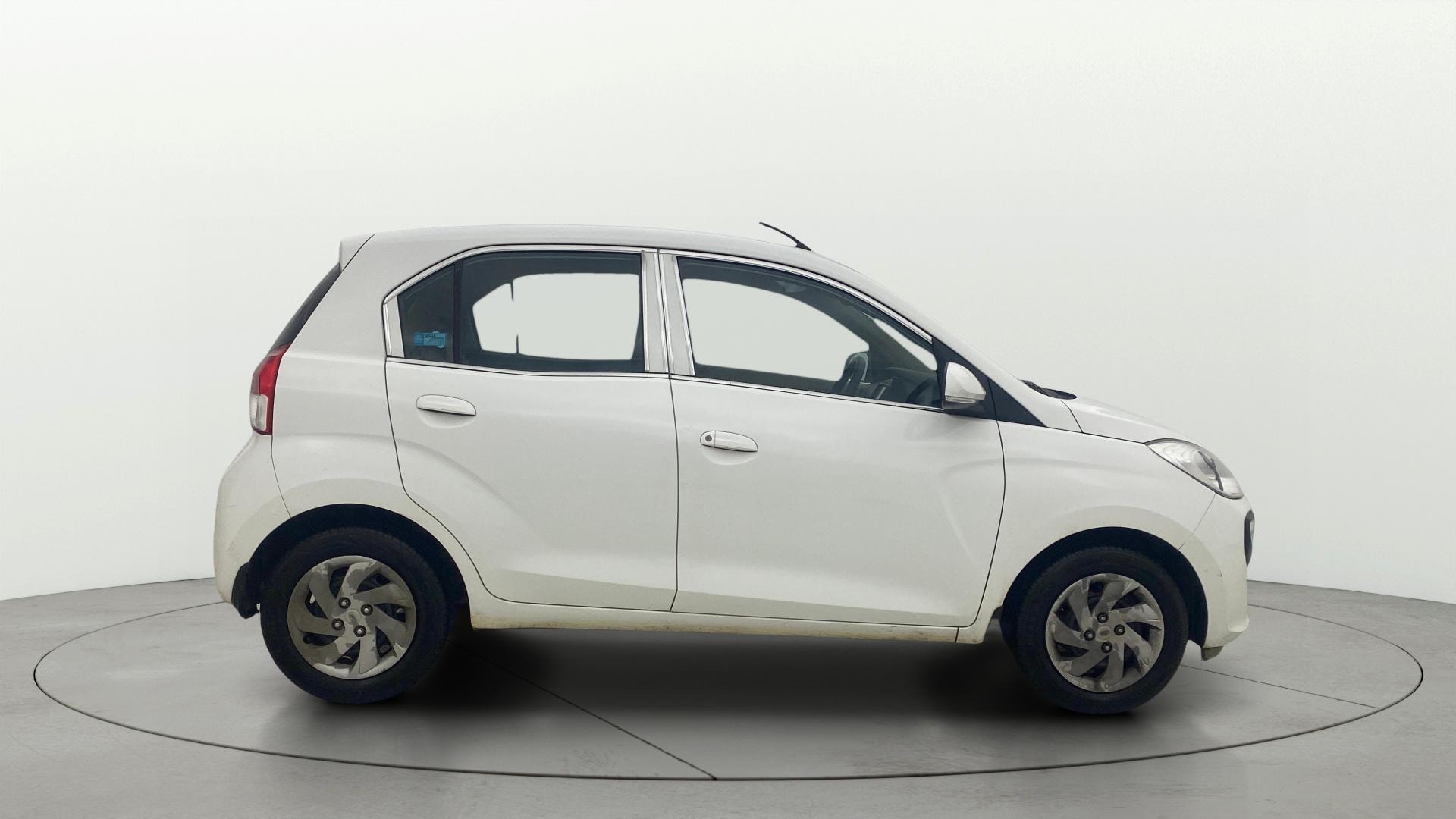 View 2019 Hyundai New Santro D-Lite Petrol Image 8 Used 2019 Hyundai New Santro D-Lite Petrol Image 8
