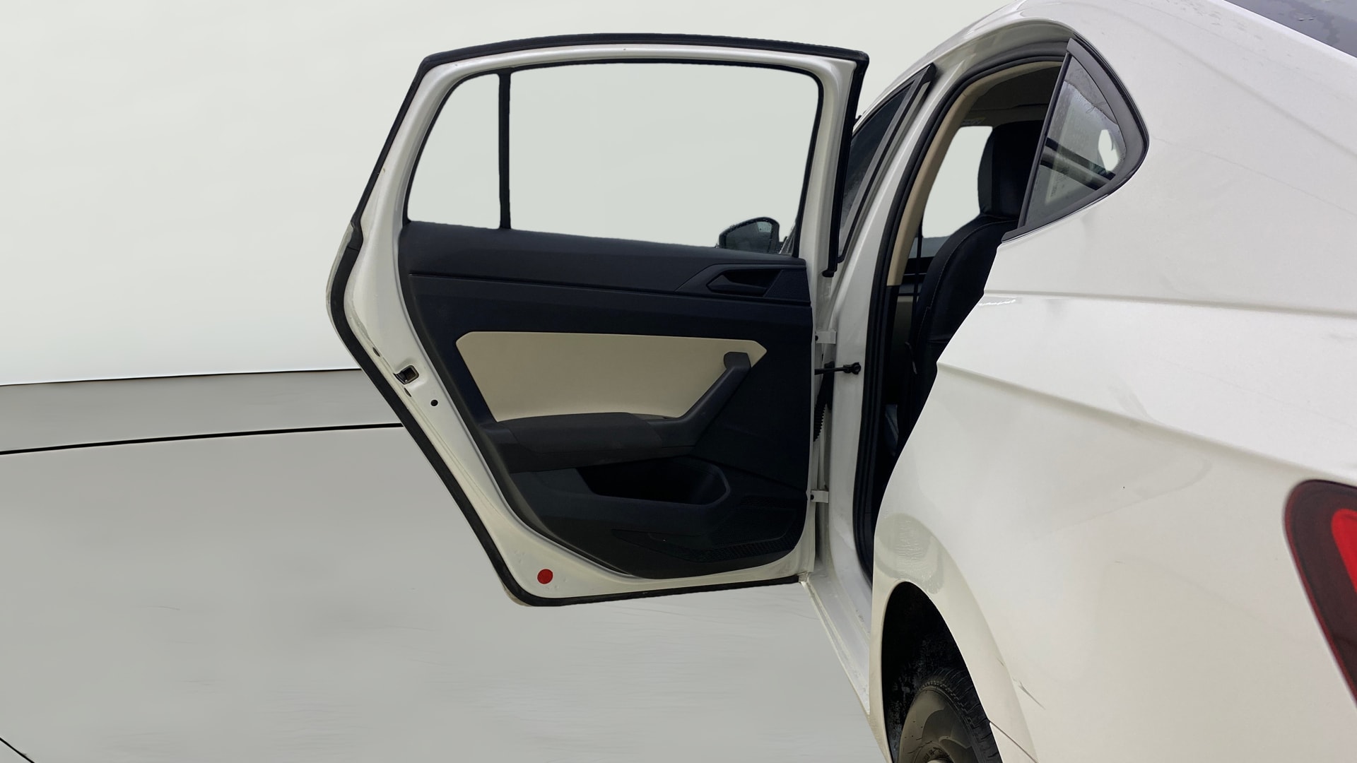 View 2025 Skoda Slavia Active 1.0 TSI MT Image 22 Used 2025 Skoda Slavia Active 1.0 TSI MT Image 22