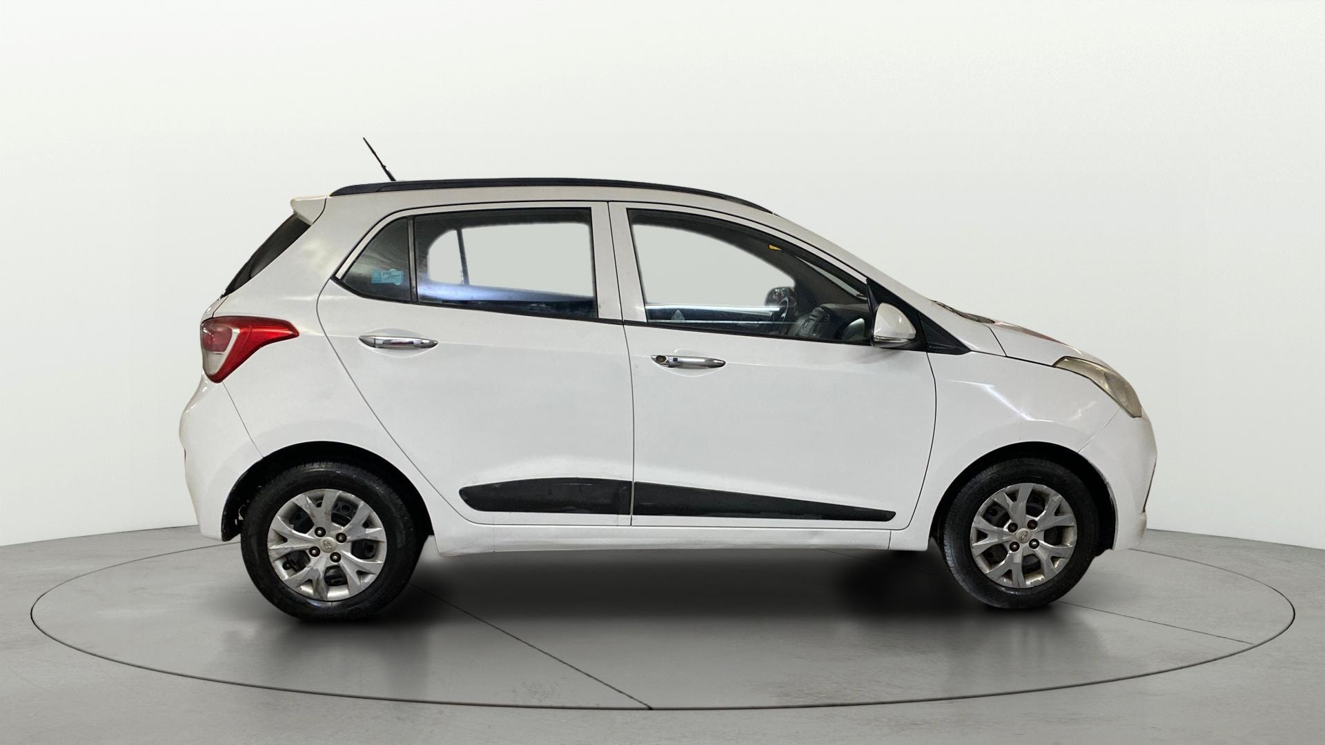 Used 2014 Hyundai Grand i10 Used 2014 Hyundai Grand i10