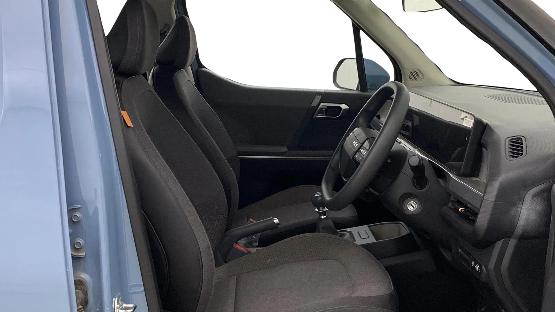 View 2025 Kia Syros HTK (O) MT Diesel Image 27 Used 2025 Kia Syros HTK (O) MT Diesel Image 27