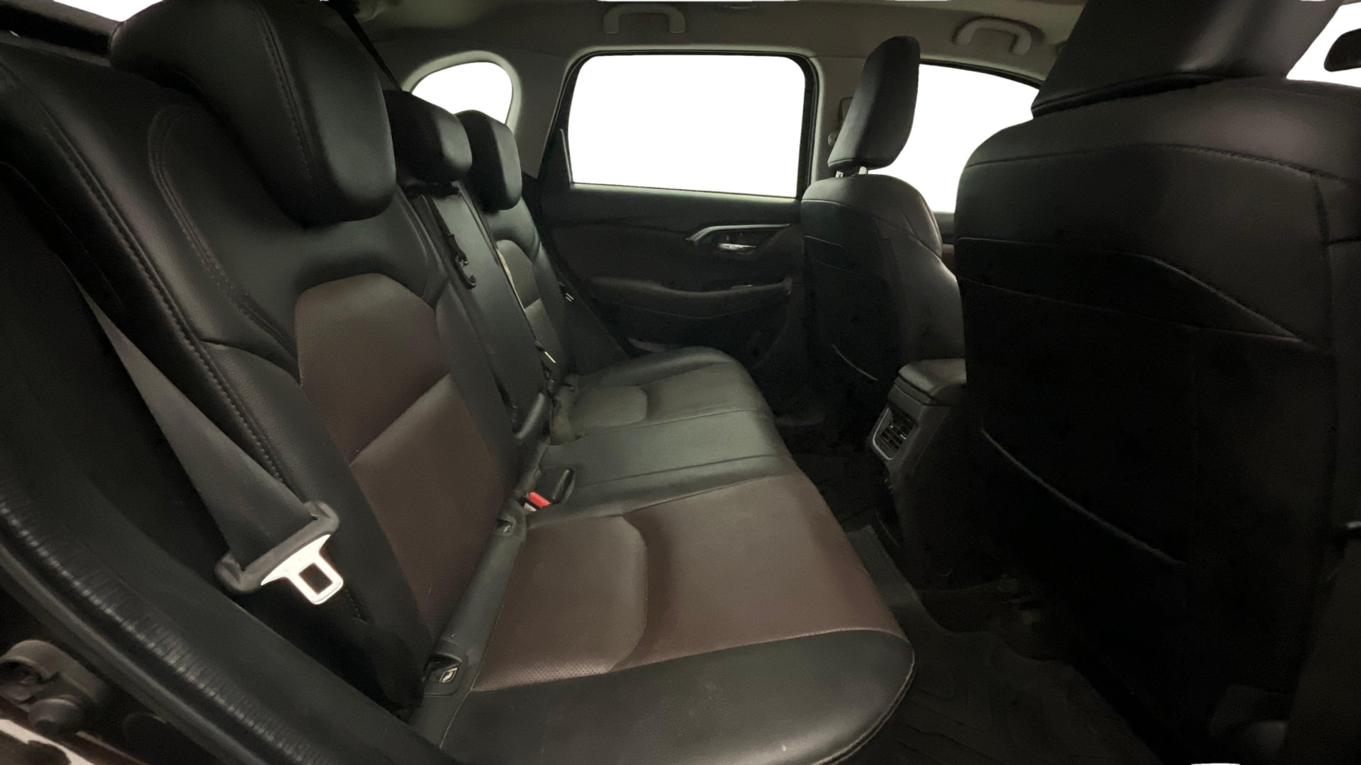 View 2022 Maruti Suzuki 1000 Base Variant Image 37 Used 2022 Maruti Suzuki 1000 Base Variant Image 37