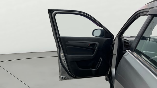 View Maruti Suzuki 1000 Image 30 Used Maruti Suzuki 1000 Image 30