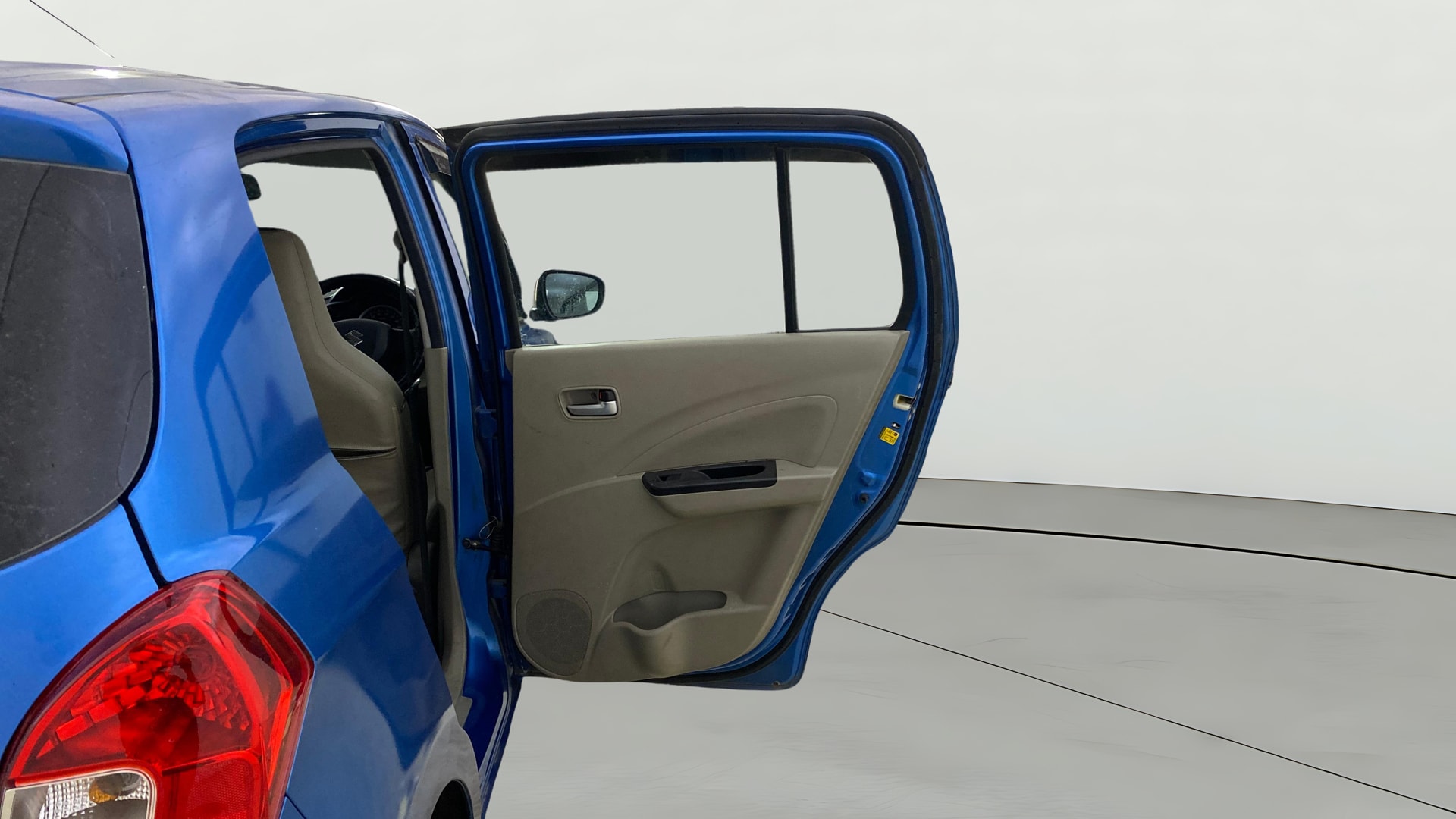 View 2016 Maruti Suzuki 1000 Base Variant Image 7 Used 2016 Maruti Suzuki 1000 Base Variant Image 7