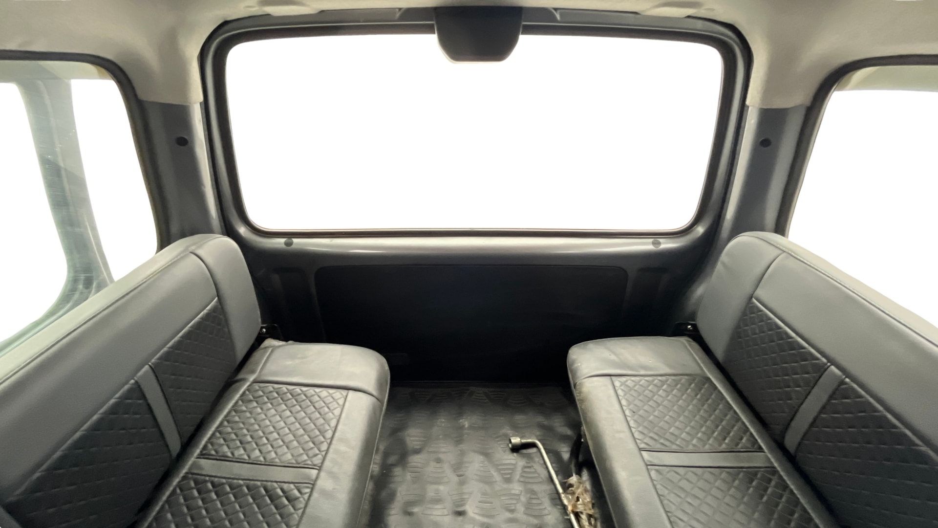 View 2018 Maruti Suzuki 1000 Base Variant Image 13 Used 2018 Maruti Suzuki 1000 Base Variant Image 13