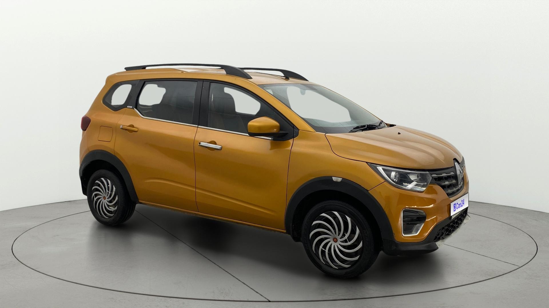 View 2021 Renault Triber RXZ Image 38 Used 2021 Renault Triber RXZ Image 38
