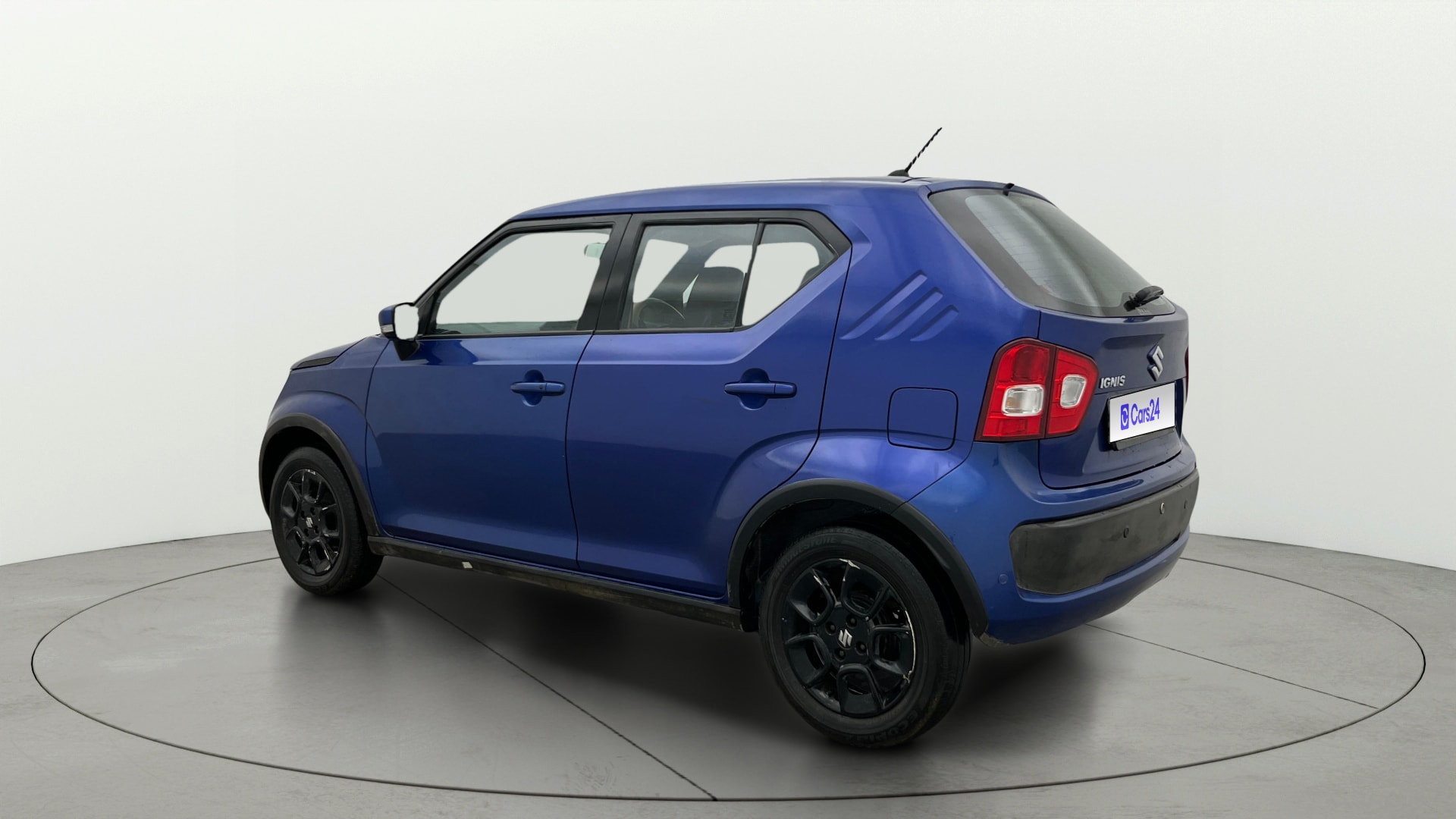 View 2017 Maruti Suzuki 1000 Base Variant Image 2 Used 2017 Maruti Suzuki 1000 Base Variant Image 2
