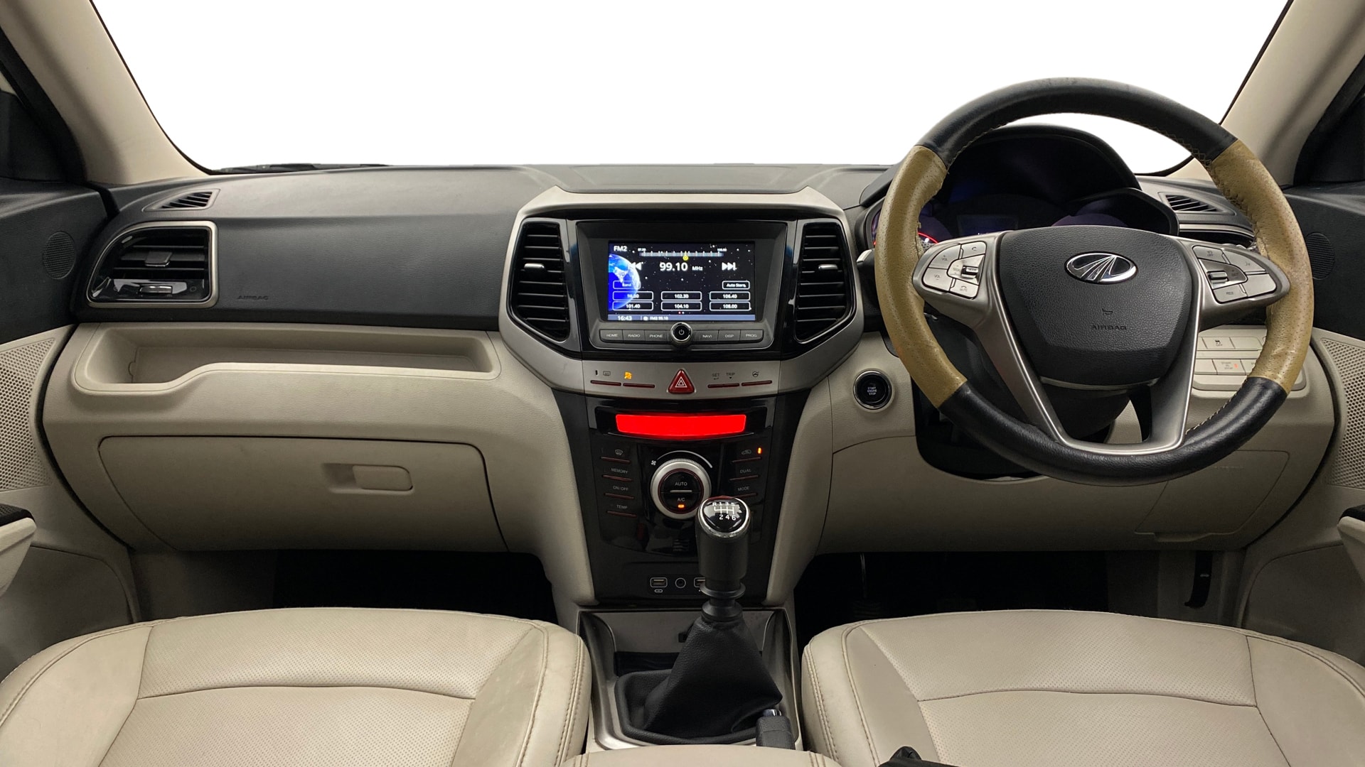 Used 2022 Mahindra XUV300 Used 2022 Mahindra XUV300