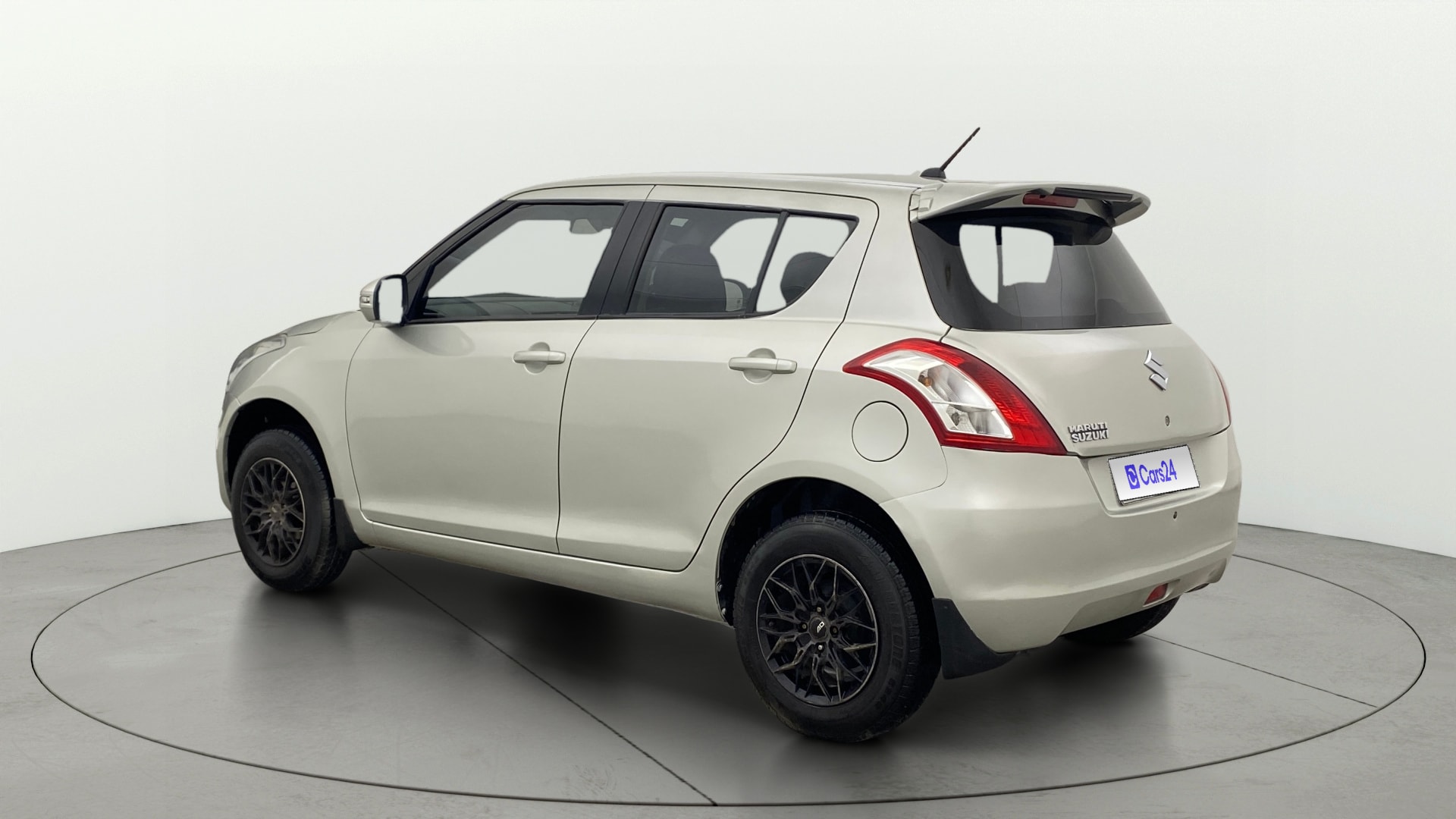 View 2017 Maruti Suzuki 1000 Base Variant Image 2 Used 2017 Maruti Suzuki 1000 Base Variant Image 2