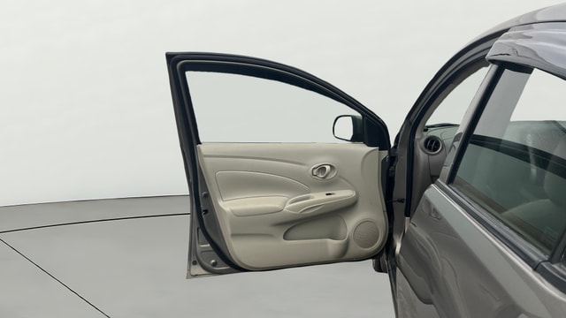 View Nissan Sunny Image 31 Used Nissan Sunny Image 31