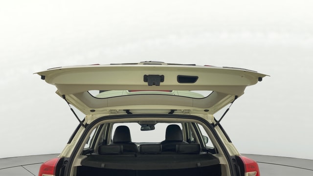 View Mahindra XUV300 Image 32 Used Mahindra XUV300 Image 32