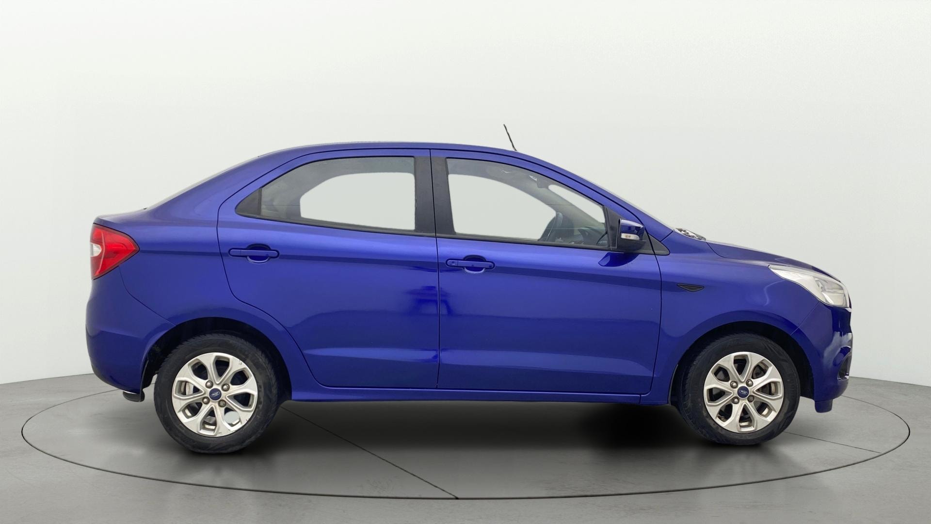 View 2017 Ford Figo Aspire 1.2P Ambiente MT BS IV Image 8 Used 2017 Ford Figo Aspire 1.2P Ambiente MT BS IV Image 8