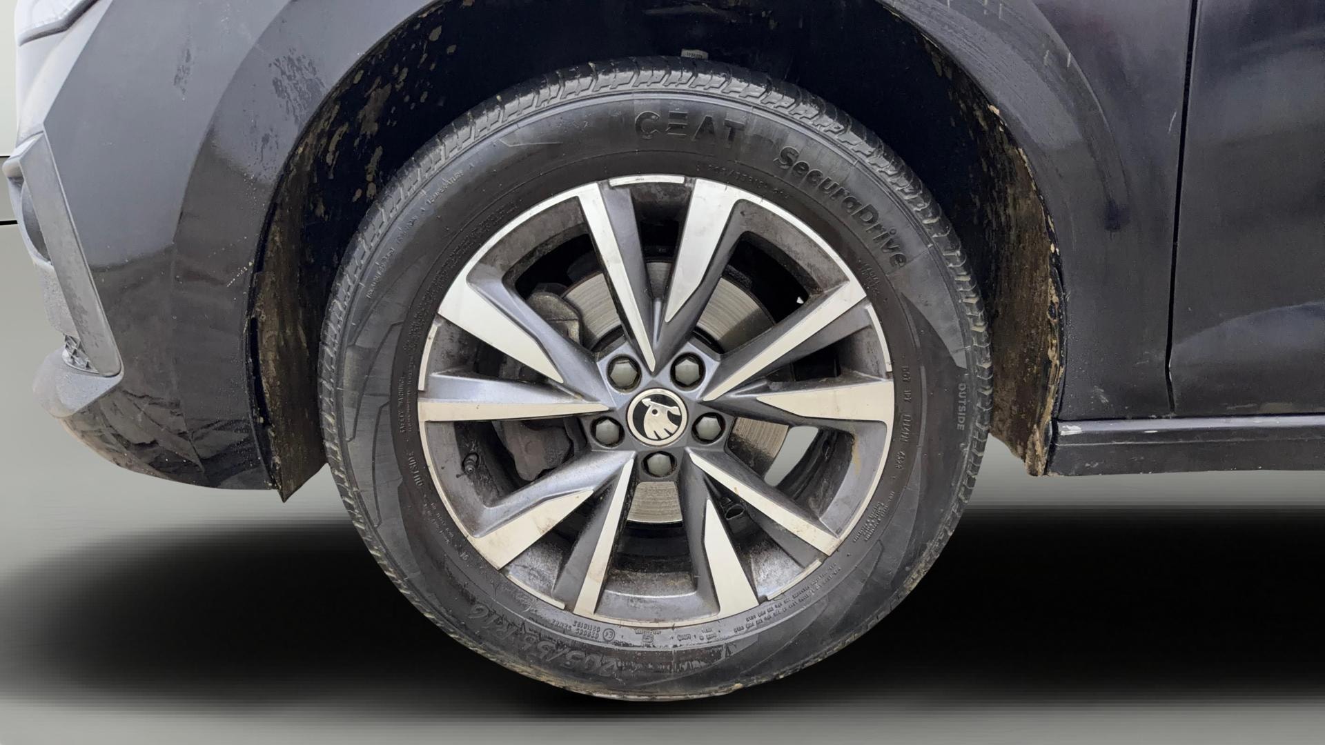 View 2024 Skoda Slavia Style 1.0 TSI MT Image 30 Used 2024 Skoda Slavia Style 1.0 TSI MT Image 30