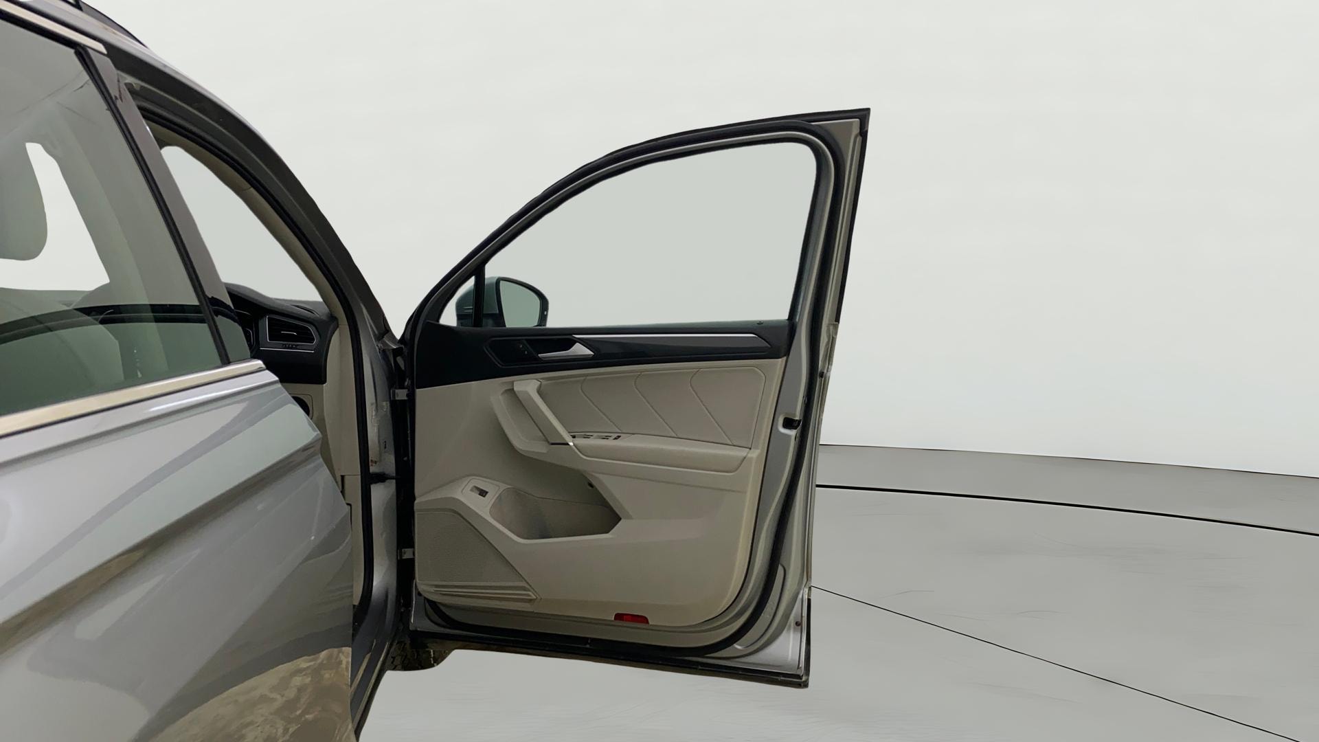 View 2021 Volkswagen Tiguan AllSpace 2.0 TSI Image 49 Used 2021 Volkswagen Tiguan AllSpace 2.0 TSI Image 49