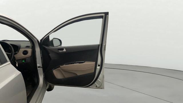 View Hyundai Xcent Image 44 Used Hyundai Xcent Image 44