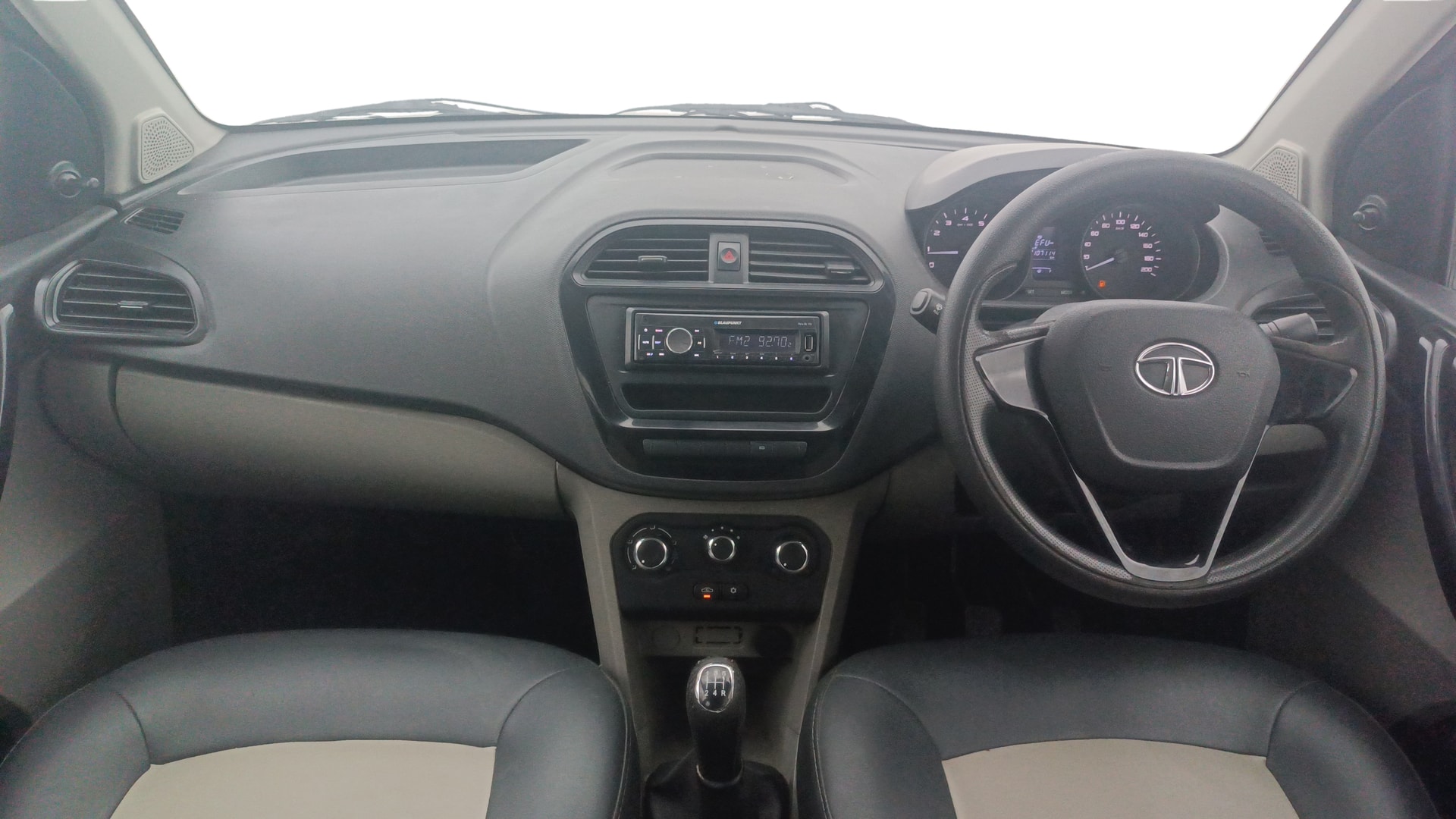 View 2018 Tata Tiago Revotorq XB Image 28 Used 2018 Tata Tiago Revotorq XB Image 28