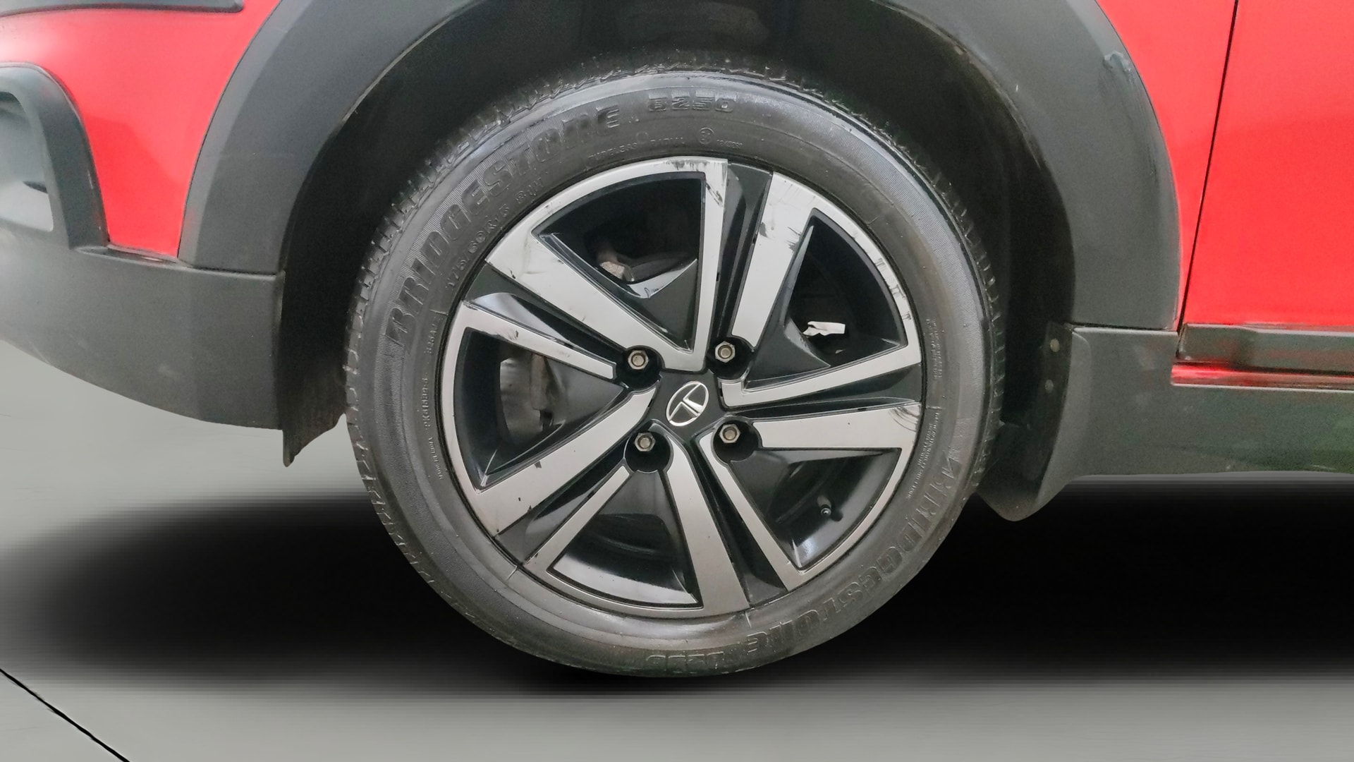 View 2022 Tata Tiago NRG XZ Revotron Image 28 Used 2022 Tata Tiago NRG XZ Revotron Image 28