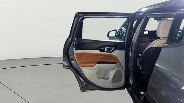 View Jeep Compass Image 15 Used Jeep Compass Image 15