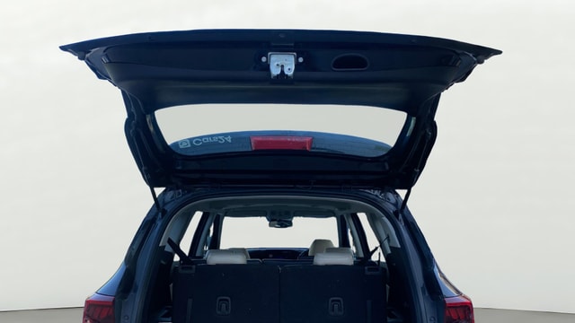 View Kia Carens Image 33 Used Kia Carens Image 33
