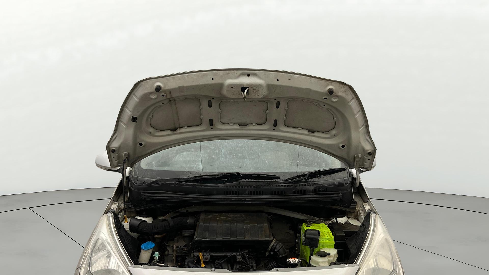 View 2015 Hyundai Grand i10 Sportz 1.2 Kappa Image 31 Used 2015 Hyundai Grand i10 Sportz 1.2 Kappa Image 31