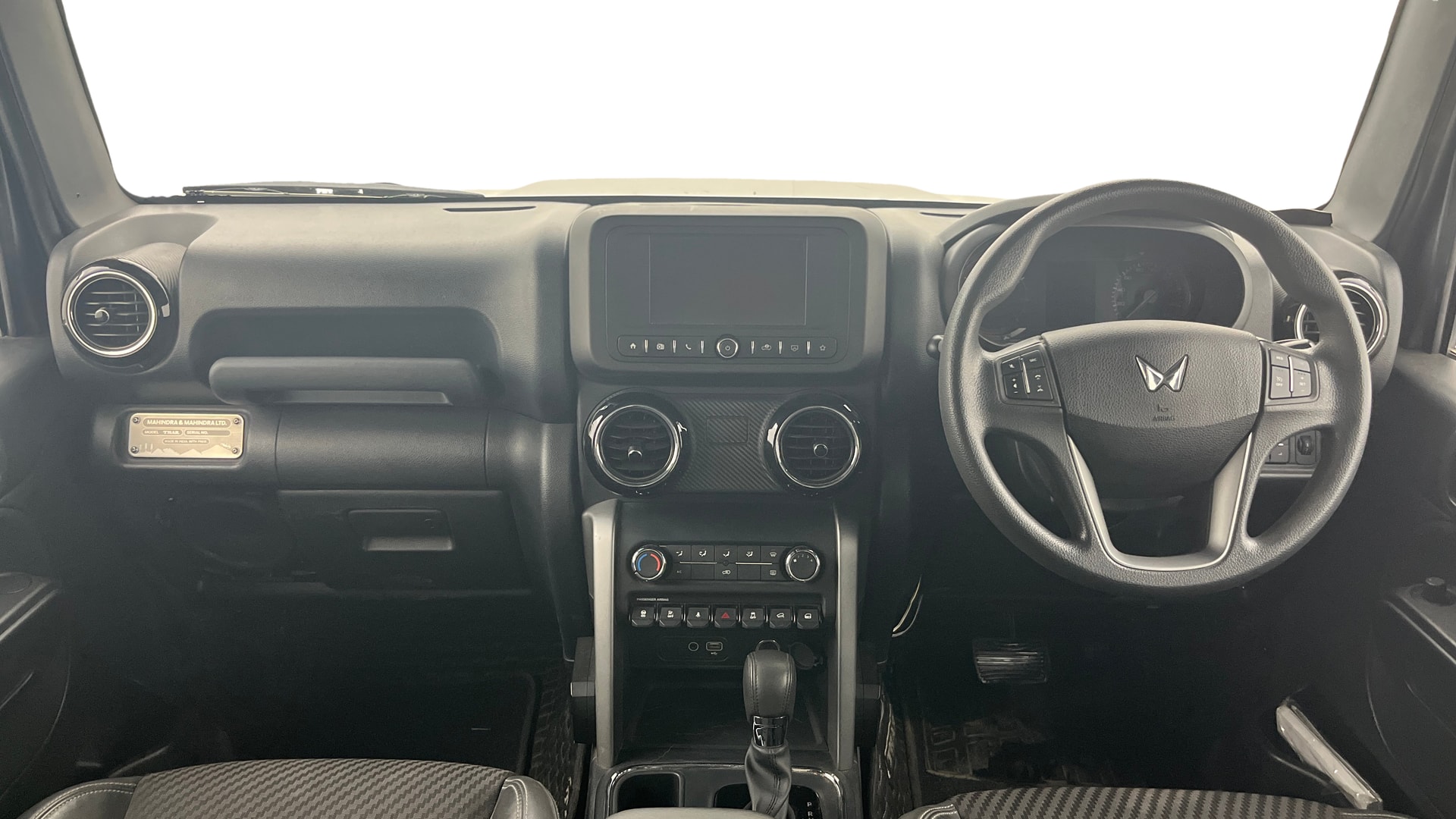 View 2024 Mahindra Thar AX Standard Manual Soft Top 6 Seater Image 16 Used 2024 Mahindra Thar AX Standard Manual Soft Top 6 Seater Image 16