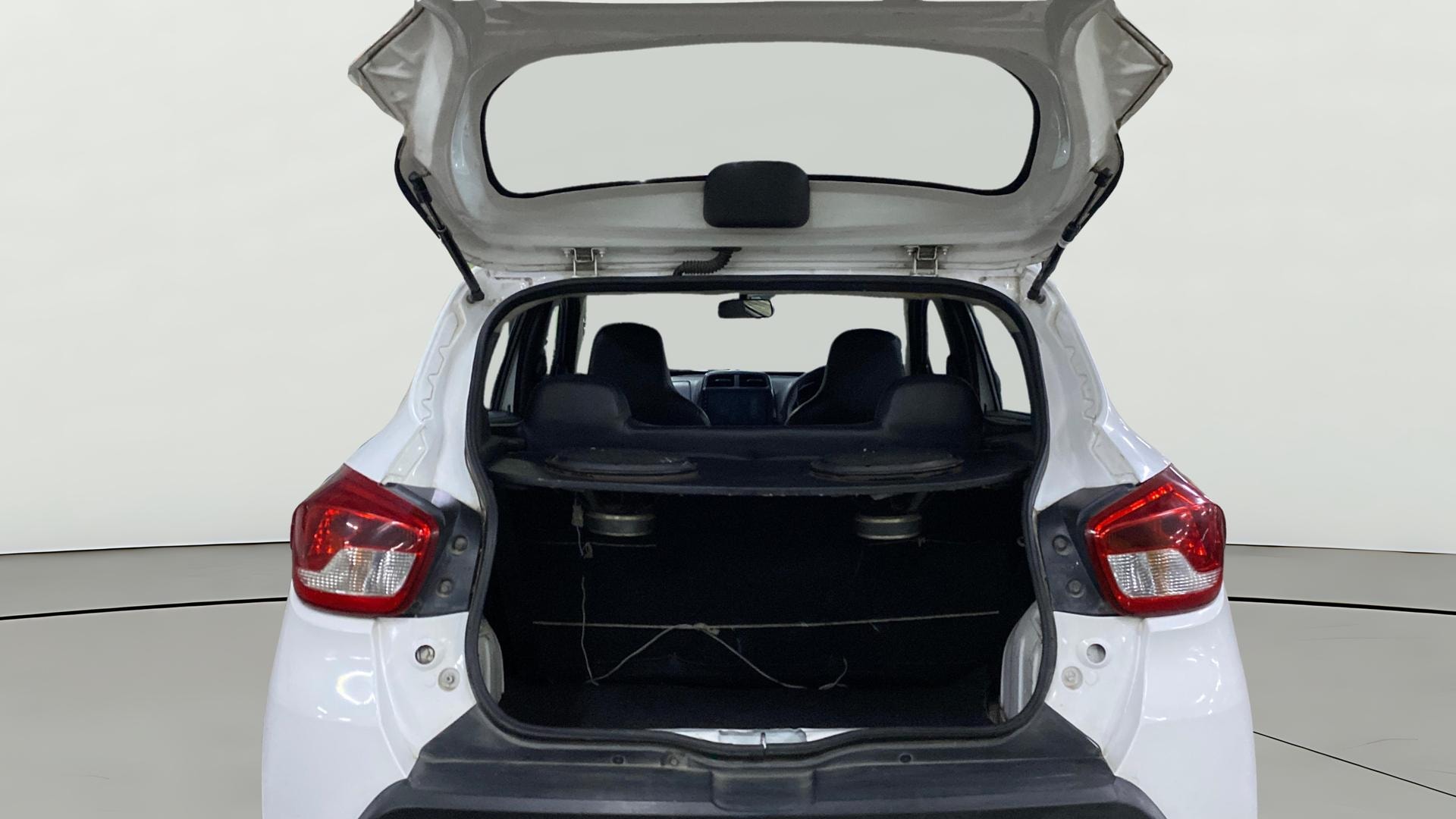 View 2018 Renault Kwid RXL Image 36 Used 2018 Renault Kwid RXL Image 36