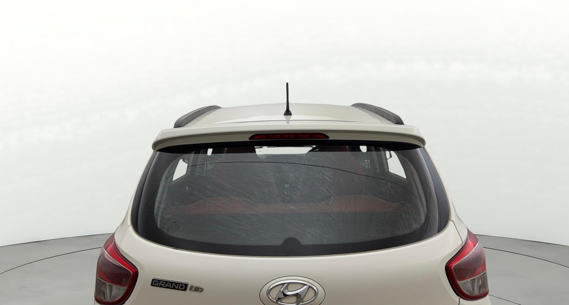 View 2017 Hyundai Grand i10 Sportz 1.2 Kappa Image 4 Used 2017 Hyundai Grand i10 Sportz 1.2 Kappa Image 4