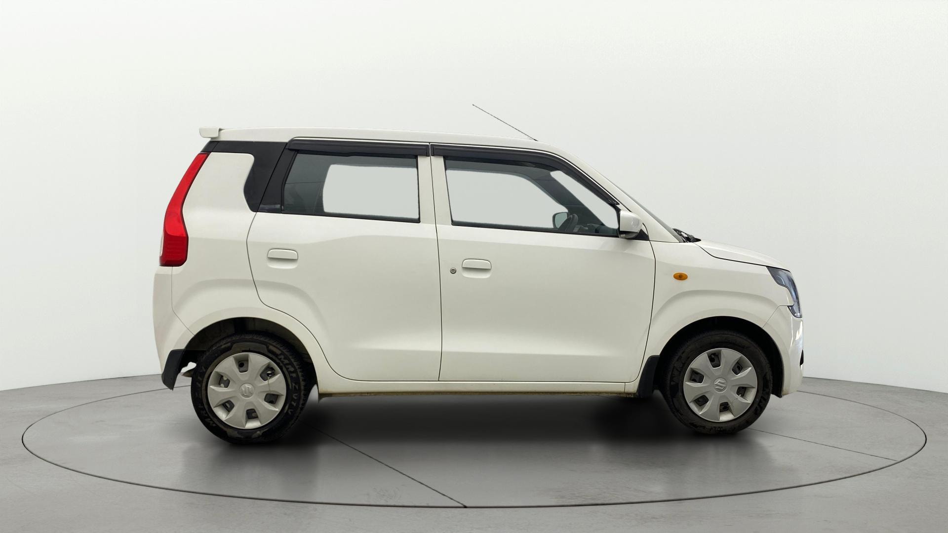 View 2024 Maruti Suzuki 1000 Base Variant Image 8 Used 2024 Maruti Suzuki 1000 Base Variant Image 8