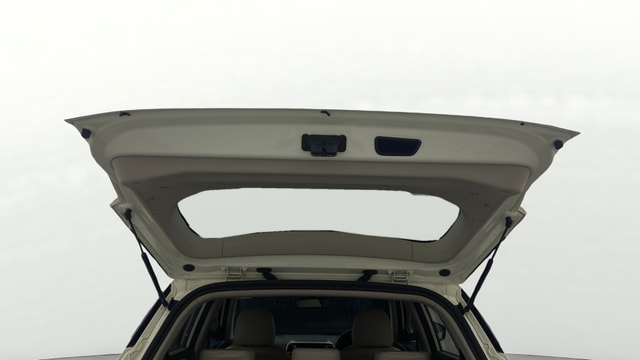 View Mahindra XUV300 Image 17 Used Mahindra XUV300 Image 17
