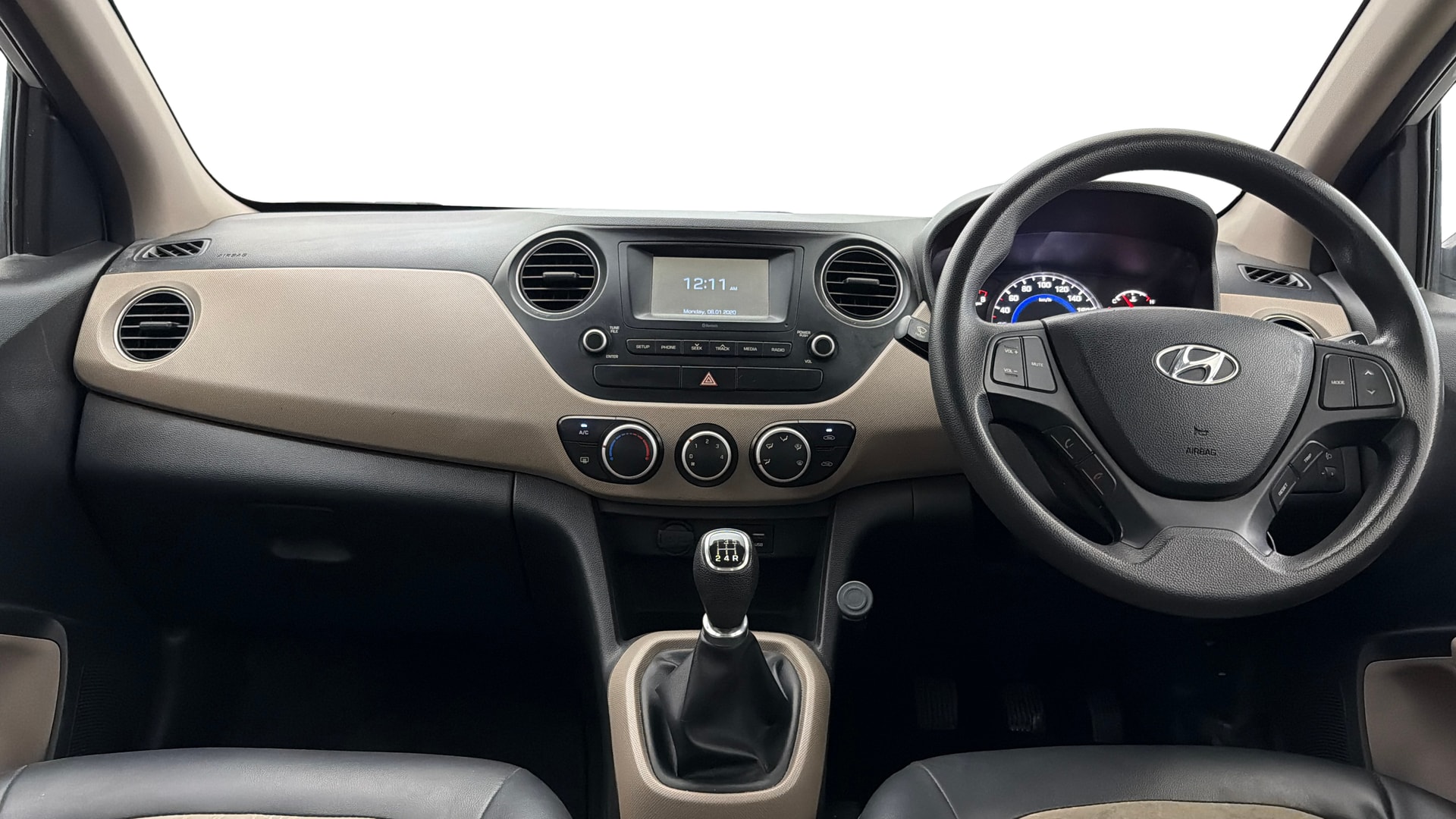 View 2017 Hyundai Grand i10 Sportz 1.2 Kappa Image 15 Used 2017 Hyundai Grand i10 Sportz 1.2 Kappa Image 15