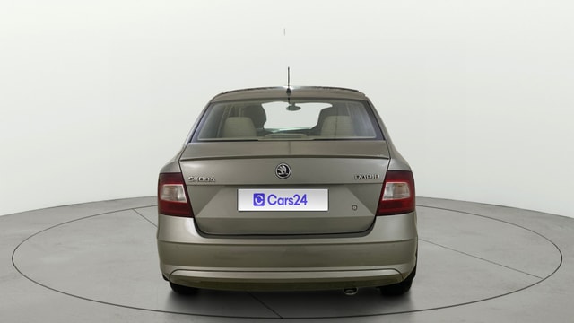 View Skoda Rapid Image 38 Used Skoda Rapid Image 38