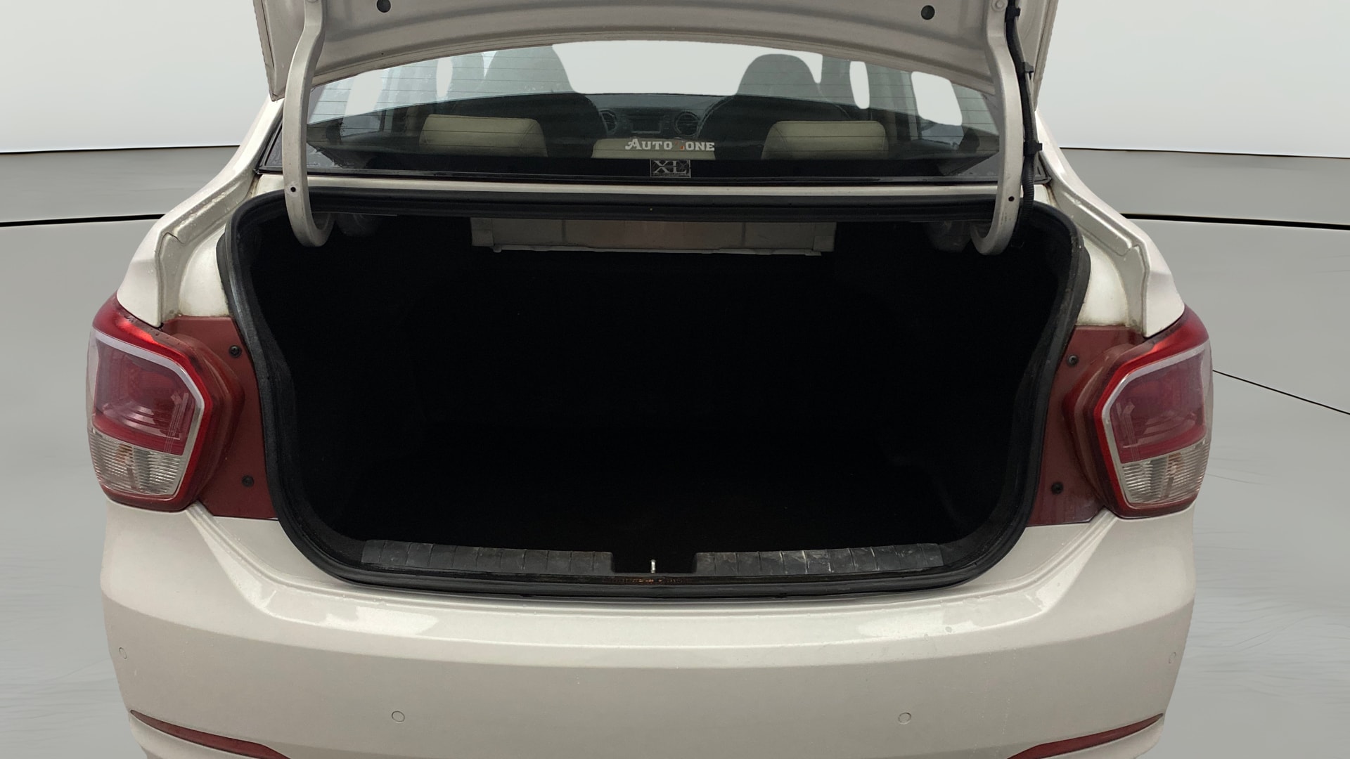 View 2014 Hyundai Xcent E Petrol Image 36 Used 2014 Hyundai Xcent E Petrol Image 36