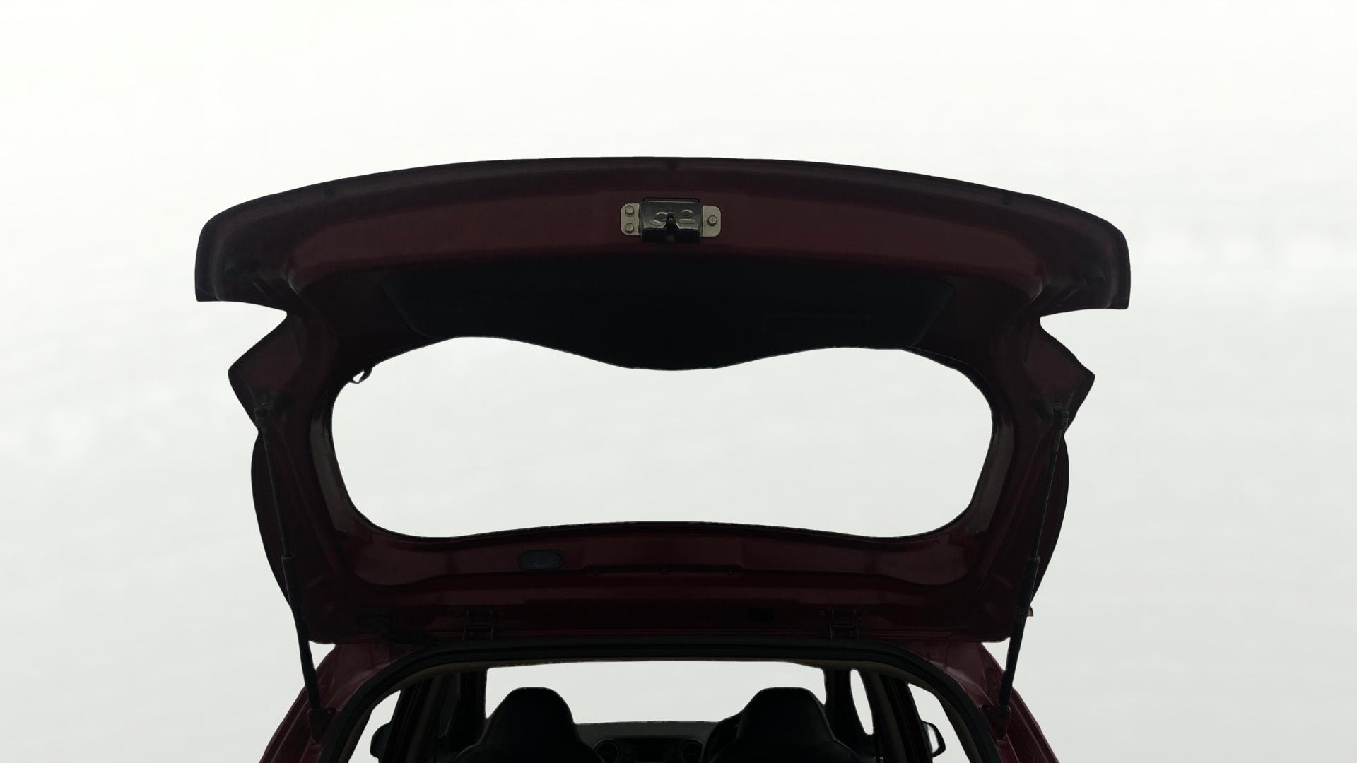 View 2015 Hyundai Grand i10 Sportz 1.2 Kappa Image 16 Used 2015 Hyundai Grand i10 Sportz 1.2 Kappa Image 16