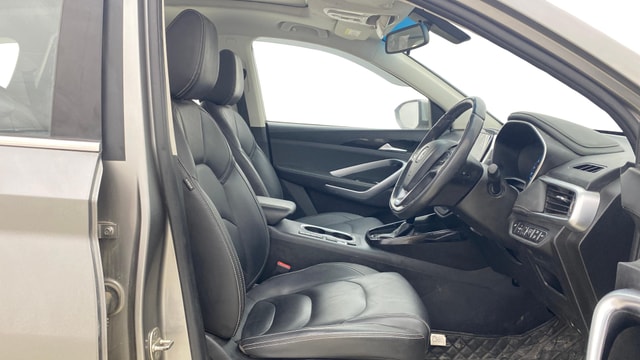 View MG Hector Image 18 Used MG Hector Image 18