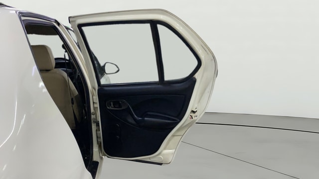 View Tata Aria Image 5 Used Tata Aria Image 5