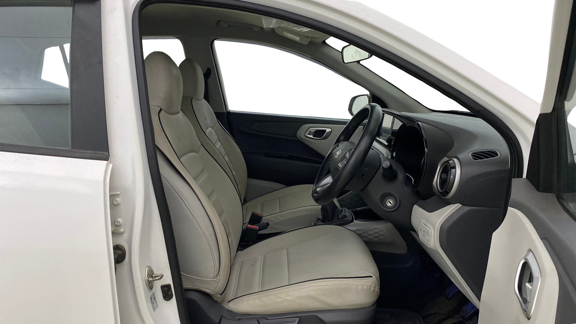 View 2025 Hyundai Grand i10 Nios Era Petrol BS IV Image 26 Used 2025 Hyundai Grand i10 Nios Era Petrol BS IV Image 26