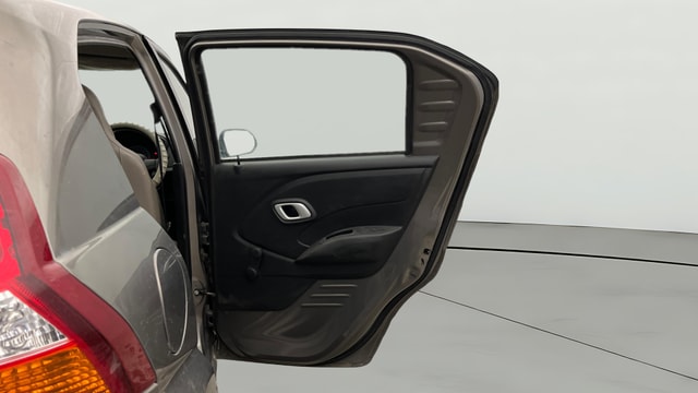 View Datsun Redi GO Image 7 Used Datsun Redi GO Image 7