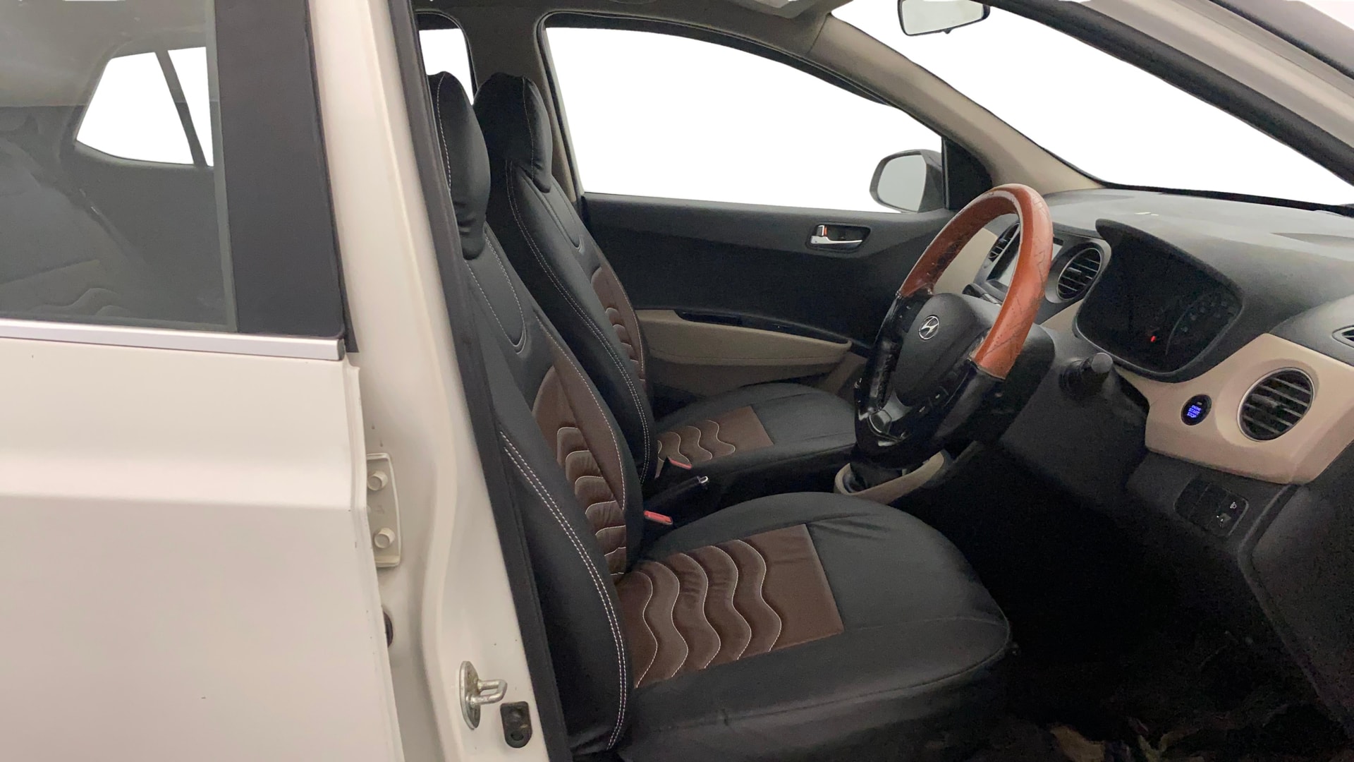 View 2019 Hyundai Grand i10 1.2 Asta Petrol Image 25 Used 2019 Hyundai Grand i10 1.2 Asta Petrol Image 25