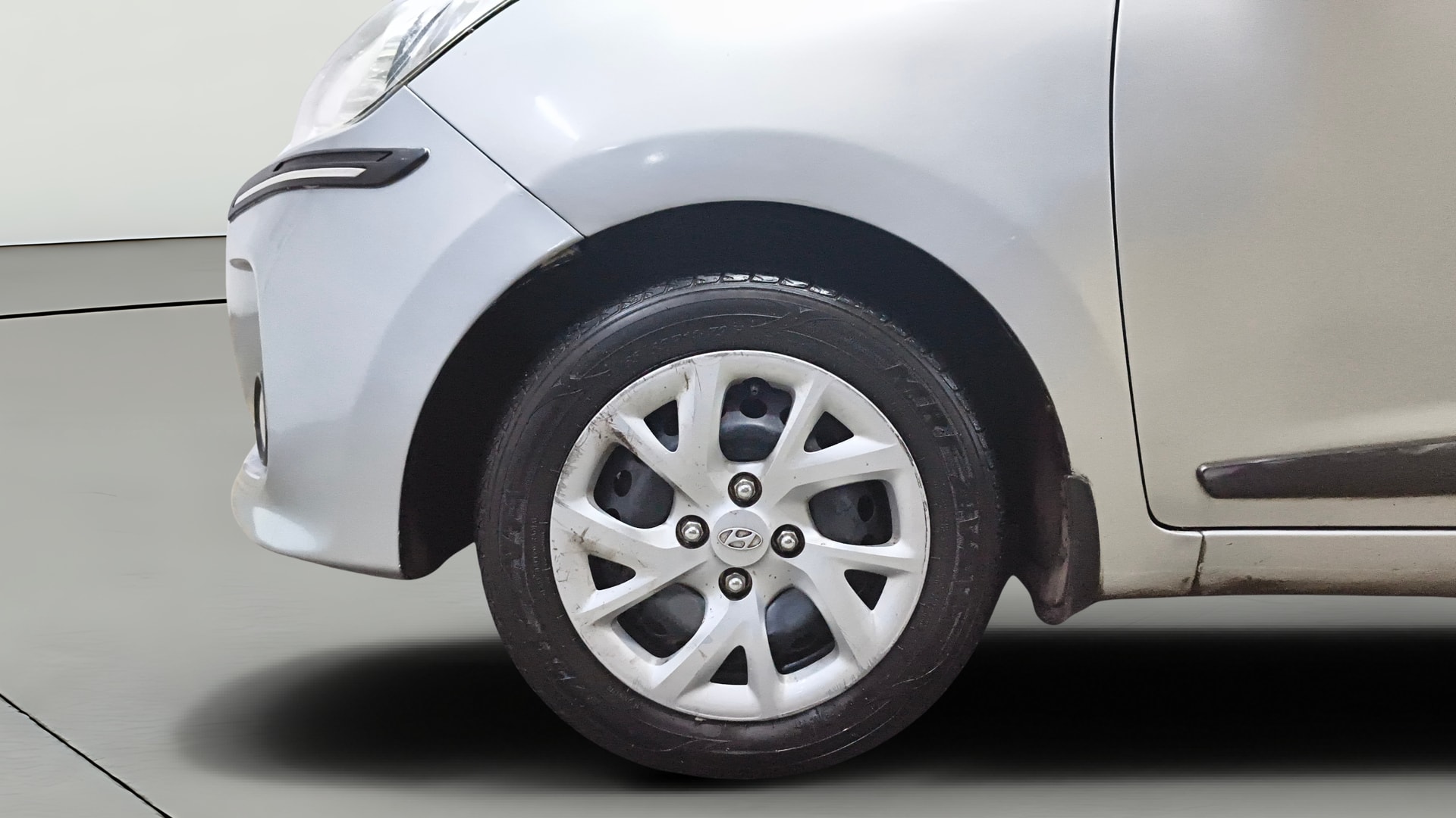 View 2019 Hyundai Grand i10 Sportz 1.2 Kappa Image 29 Used 2019 Hyundai Grand i10 Sportz 1.2 Kappa Image 29