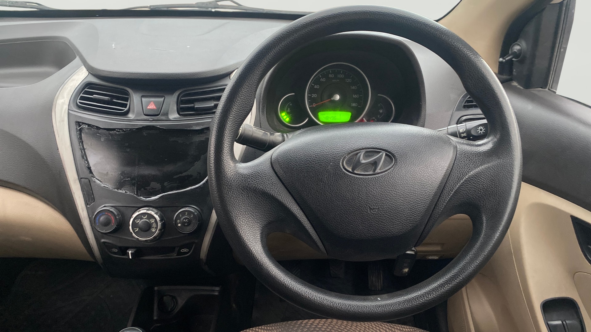 Used 2015 Hyundai EON Used 2015 Hyundai EON