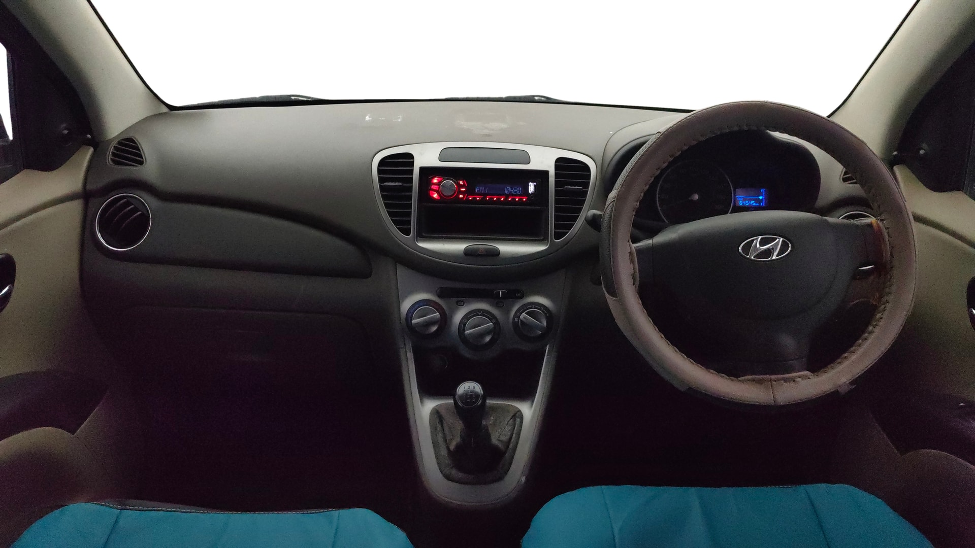 View 2013 Hyundai i10 1.1 Magna Image 15 Used 2013 Hyundai i10 1.1 Magna Image 15