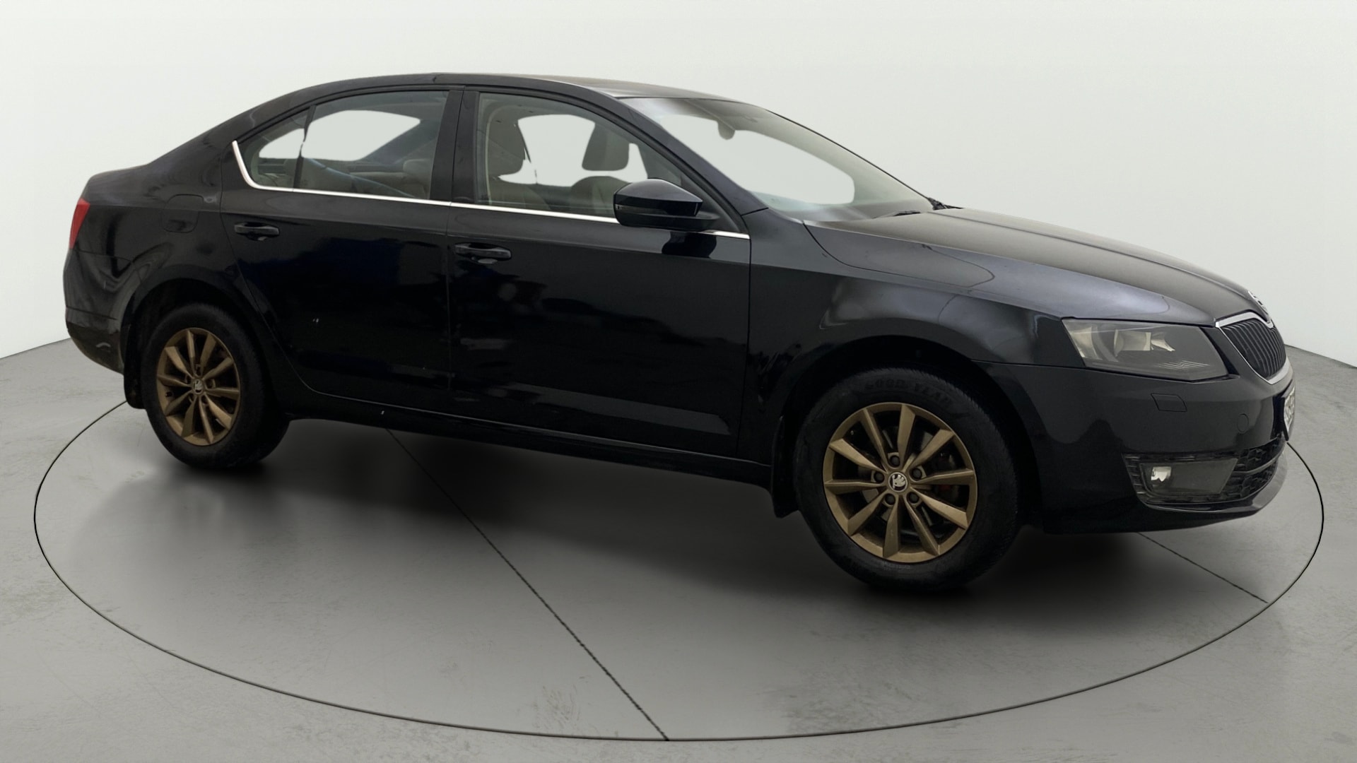 View 2016 Skoda Octavia 2.0 Style Plus TDI CR AT Image 23 Used 2016 Skoda Octavia 2.0 Style Plus TDI CR AT Image 23
